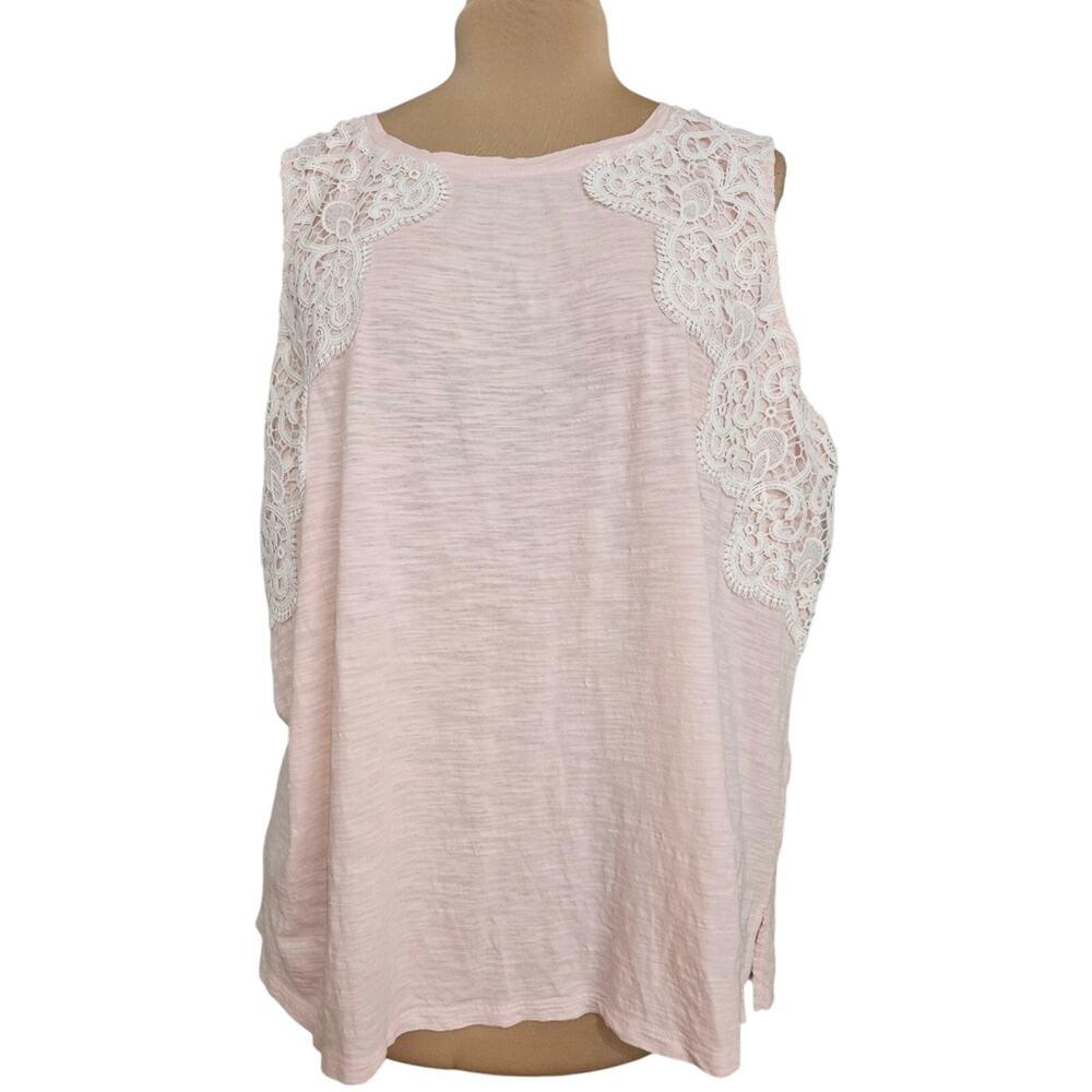 Crown & Ivy Blouse Sleeveless Lace Accent Sleeveless Top  Light‎ Pink Plus Sz 2x
